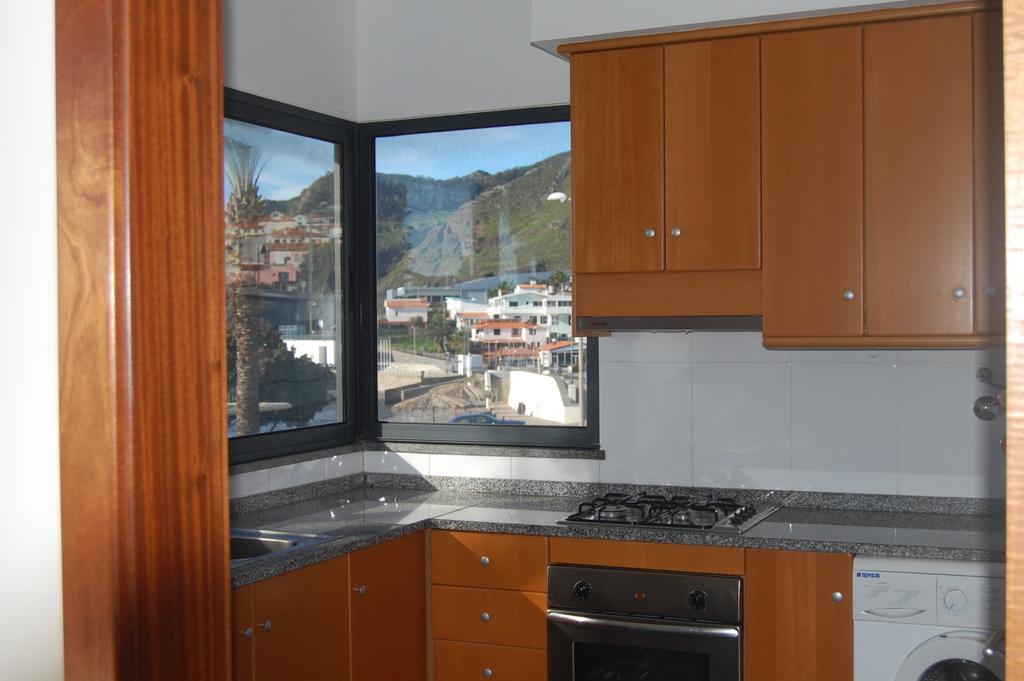 Apartamentos Amarelo Apartment Canical (Madeira)